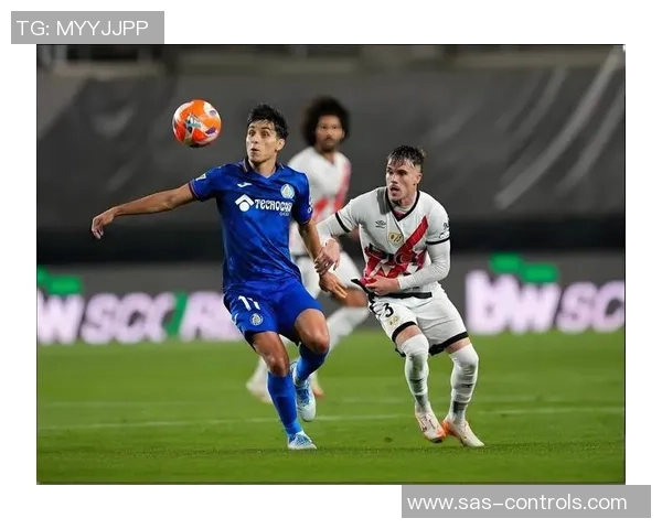 曼城强势击败巴萨3-0赛后点评揭示绝杀瞬间的精彩瞬间