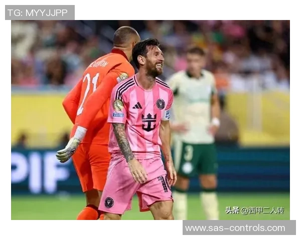 意甲焦点战巴黎圣日耳曼与巴萨战平赛场瞬间引发全场热议